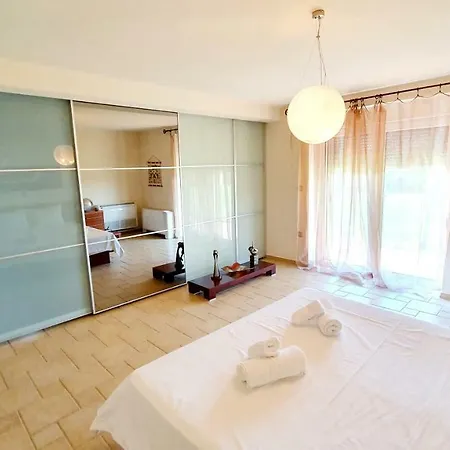Eos Luxury Villa, Nilie Hospitality Mgmt Villa Epanomi